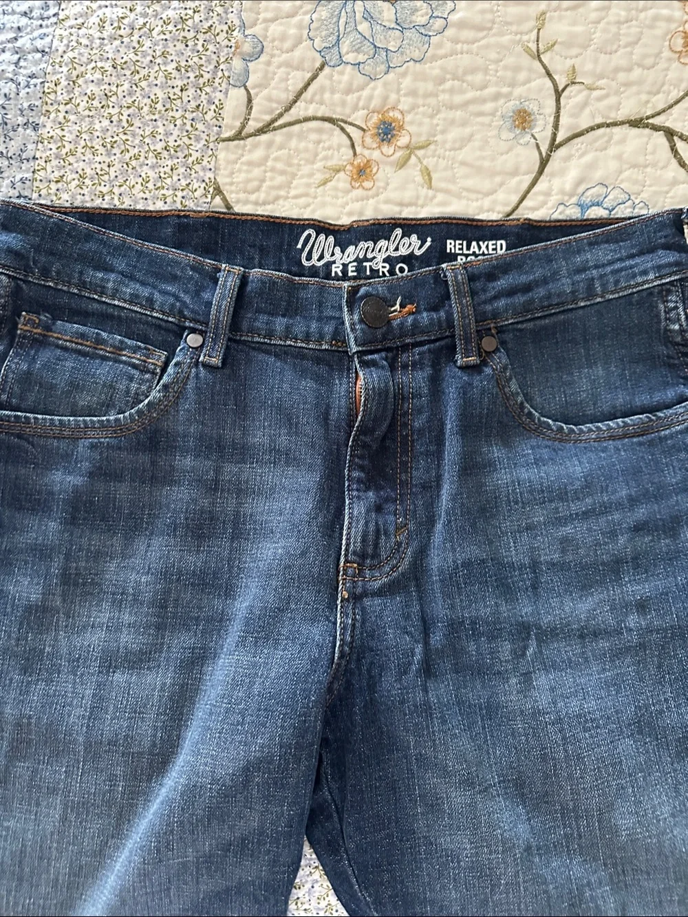 Wrangler Relaxed Fit Men's Jeans - Indigo Blue